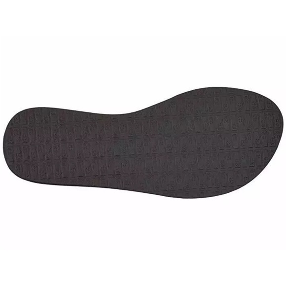 Women’s Sankuk Sandals - Picture 3 of 10